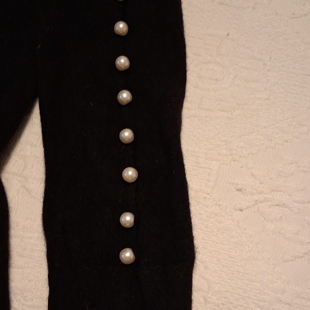 Luxe Belle France Black Cashmere Crew Neck Sweater With Pearl Sleeve Accents - Picture 8 of 11